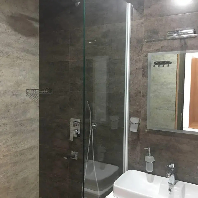 Lara Hotel
