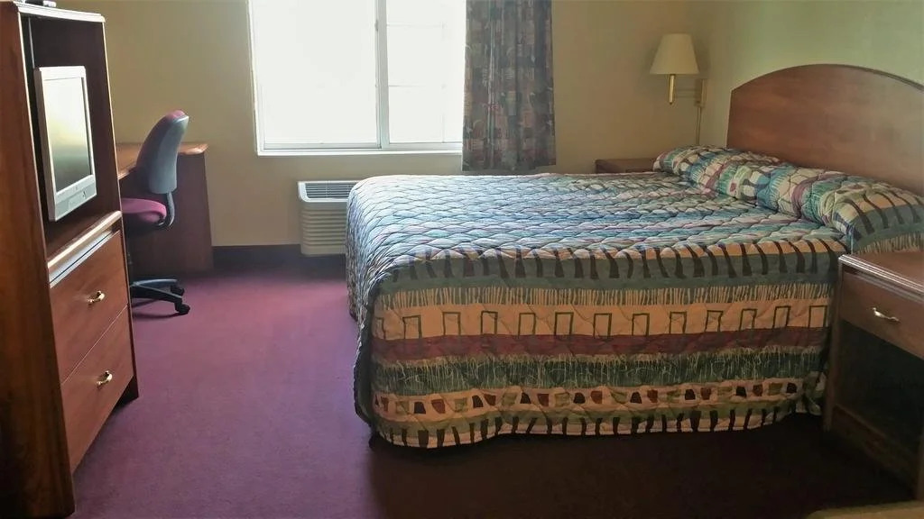 Budget Host Inn