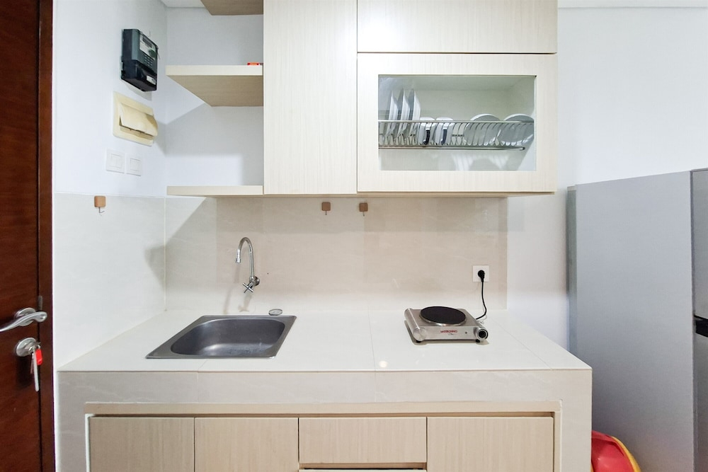 Wonderful Living Studio At Apartment Springwood Residence Tangerang
