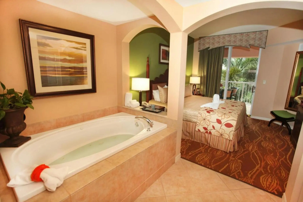 Mizner Place at Weston Town Center, Fort Lauderdale