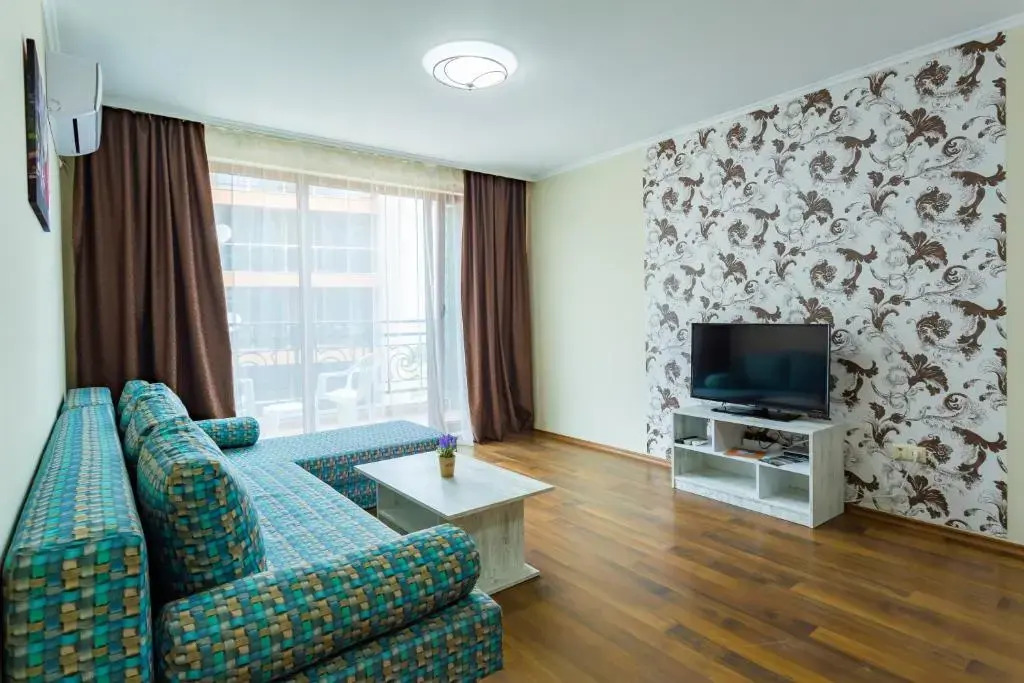 Rose Gardens Apart Hotel