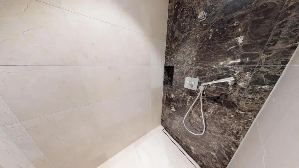 White Pearl Apartment 0.12