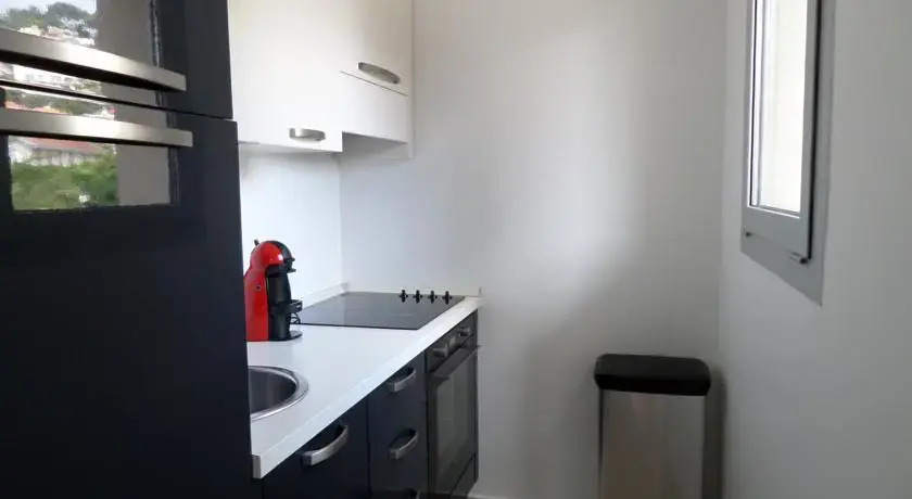 Joli Appartement entre Menton et Monaco