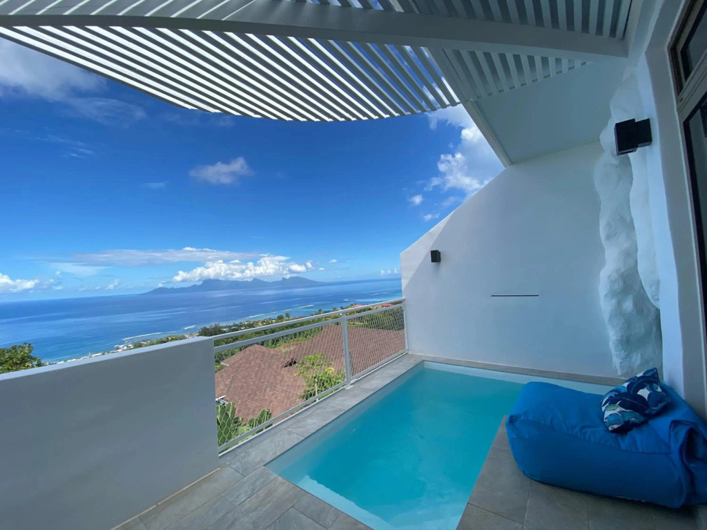 Ninamu Pearl  Guest House