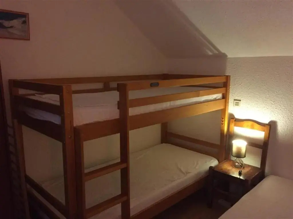 Appartement Mont-Dore, 2 pièces, 4 personnes - FR-1-415-17
