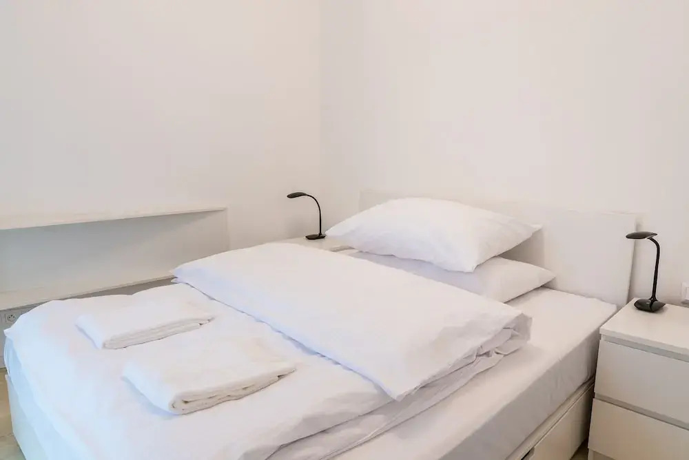 City Castle Apartments Free Parking