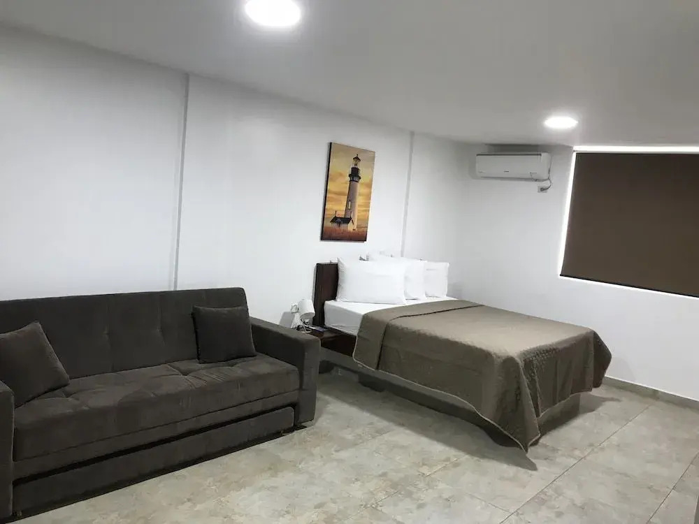 Hotel El Faro Buga