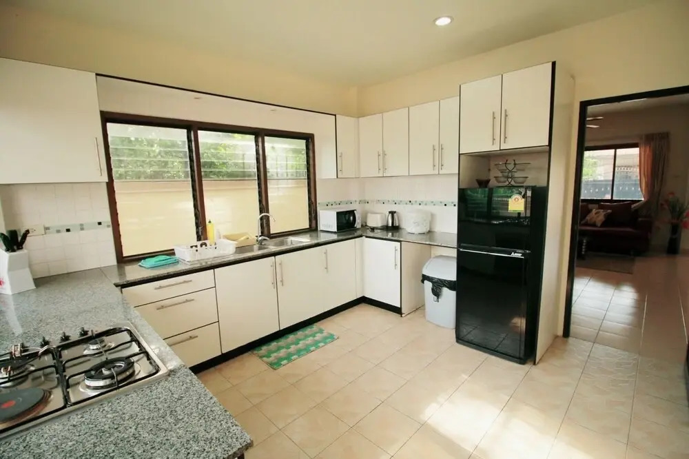 Adare Villa