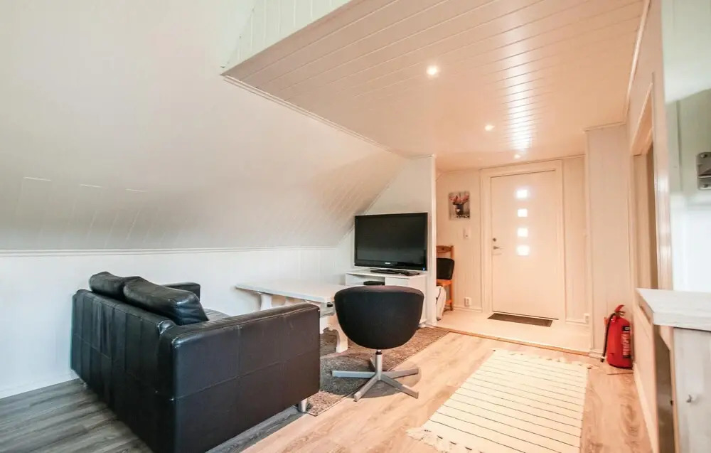 Amazing Apartment in Oksvoll With 1 Bedrooms and Wifi