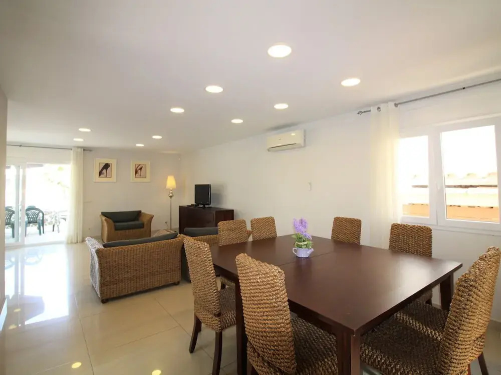 Attractive Holiday Home in Empuriabrava near Beach