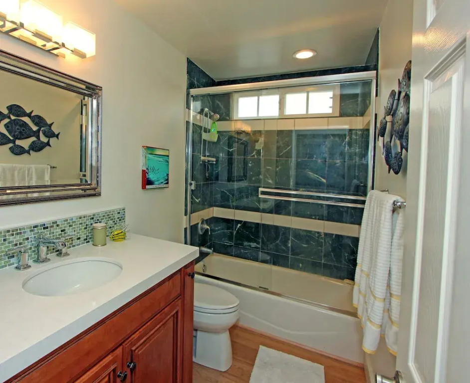 E Balboa Blvd 68312 by RedAwning