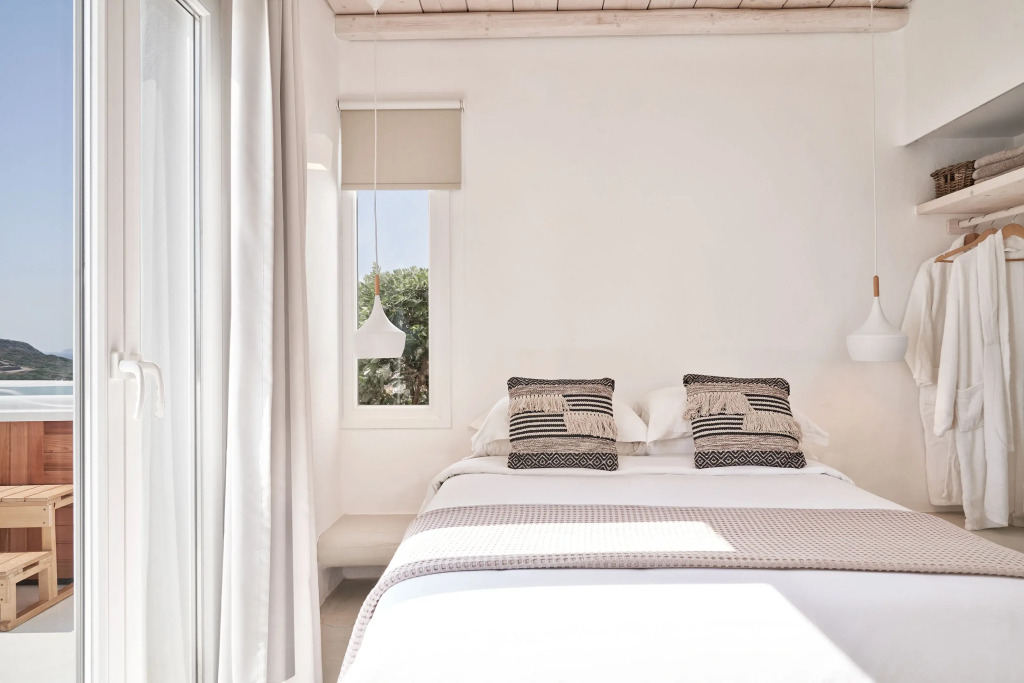 Naxian Utopia Luxury Villas