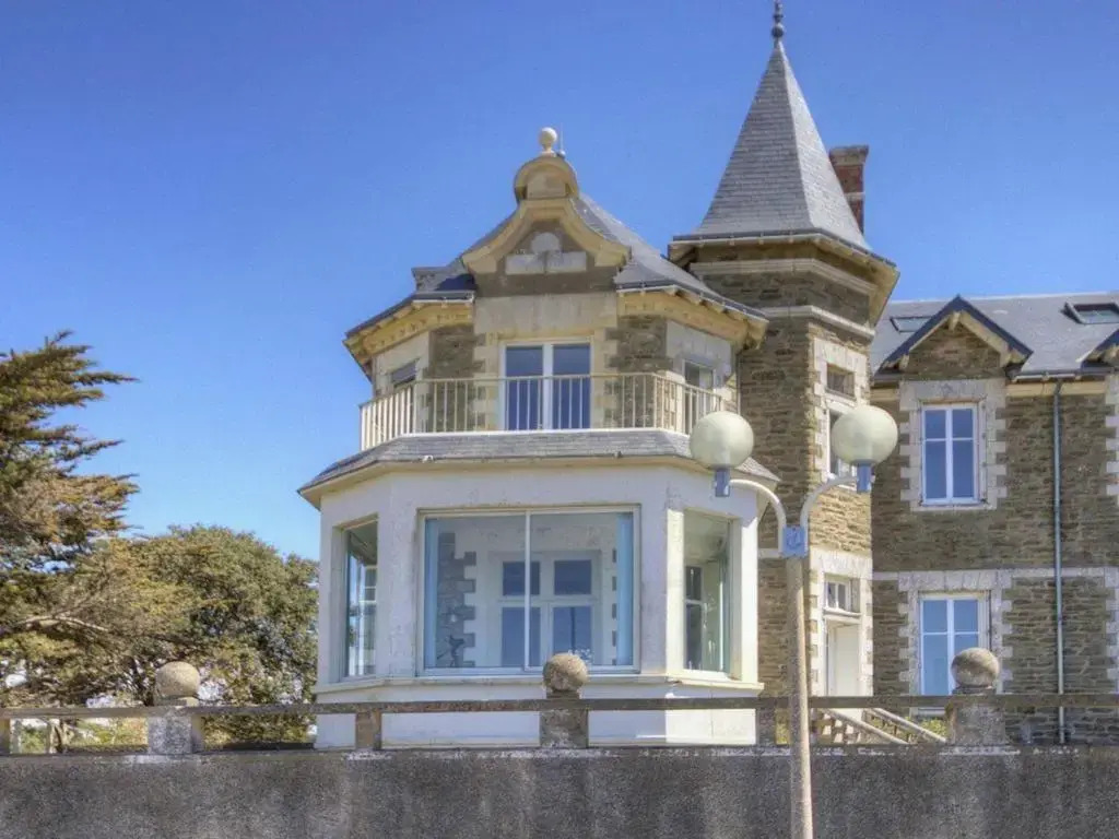 Gîte à Tharon: 2 chambres, terrasse, parking, proche mer - FR-1-306-1026