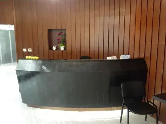 Shangzhong Hotel Apartment (Xi'an Keji Road Subway Station)