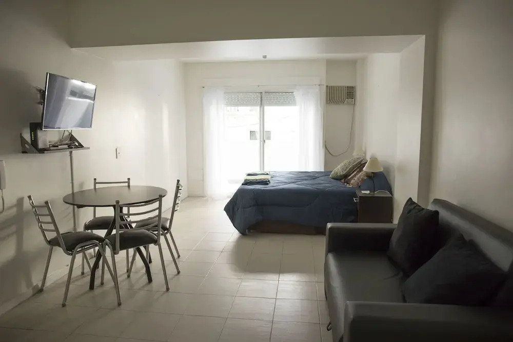Suites & Studios 3