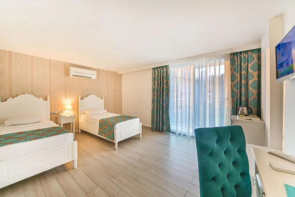 Kleopatra Atlas Hotel