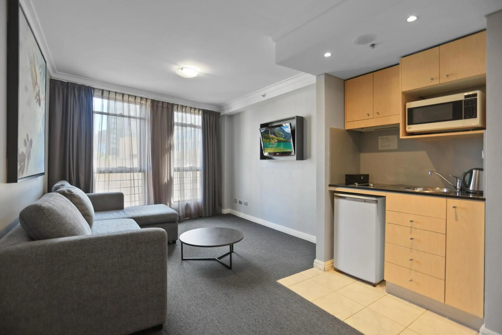 KOZYGURU Sydney CBD Amazing View 2 Bed Family Apartment NHA653-702