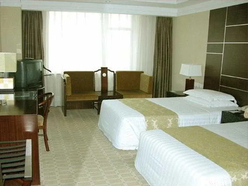 Jade Palace Hotel