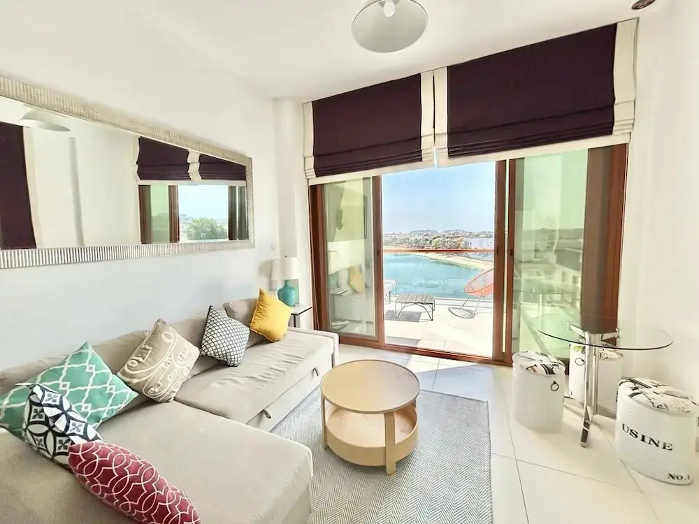 Luxurious Studio With Breath-taking Palm Views