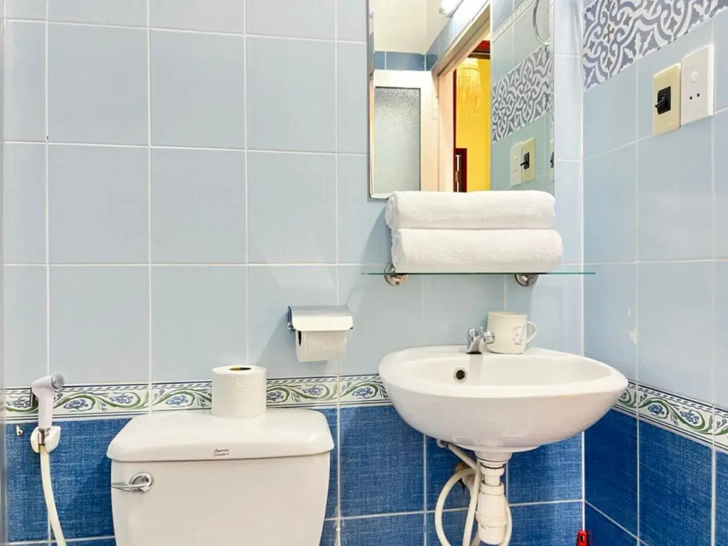 Olala Homestay with Balcony in Saigon center