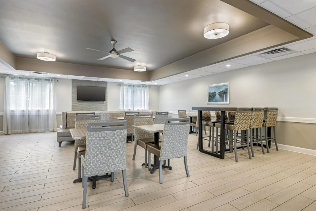 Best Western Brockport Inn & Suites