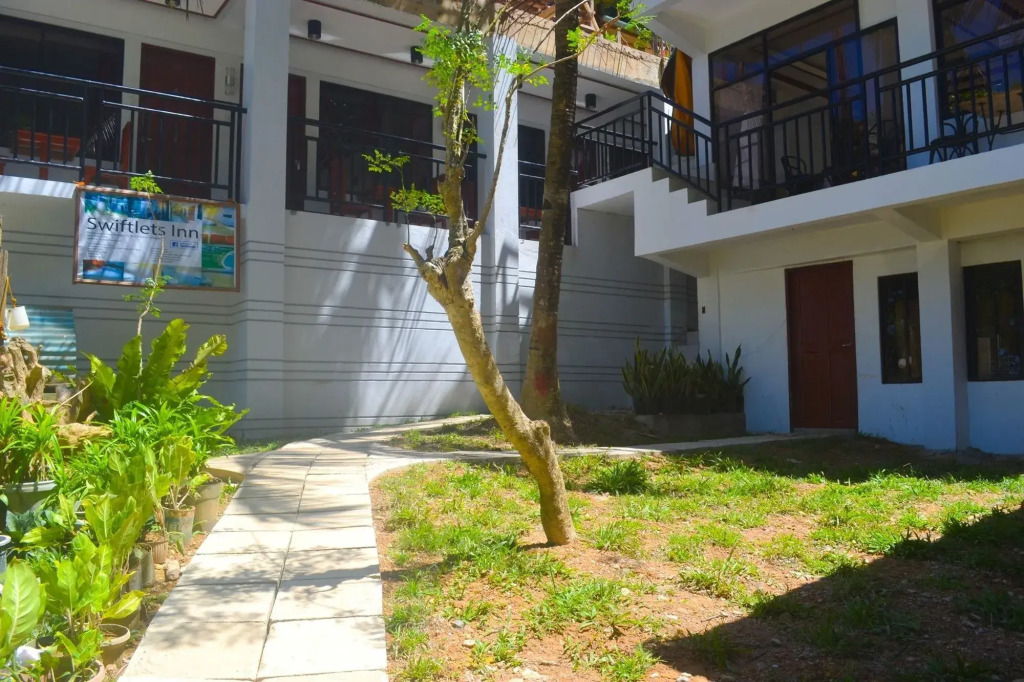 Swiftlets Inn