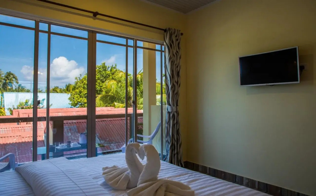 Relax Residence Thoddoo Maldives