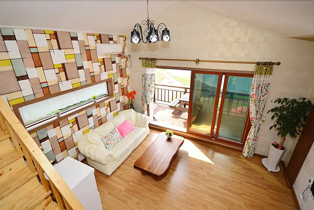 Yeosu Rainbow Pension