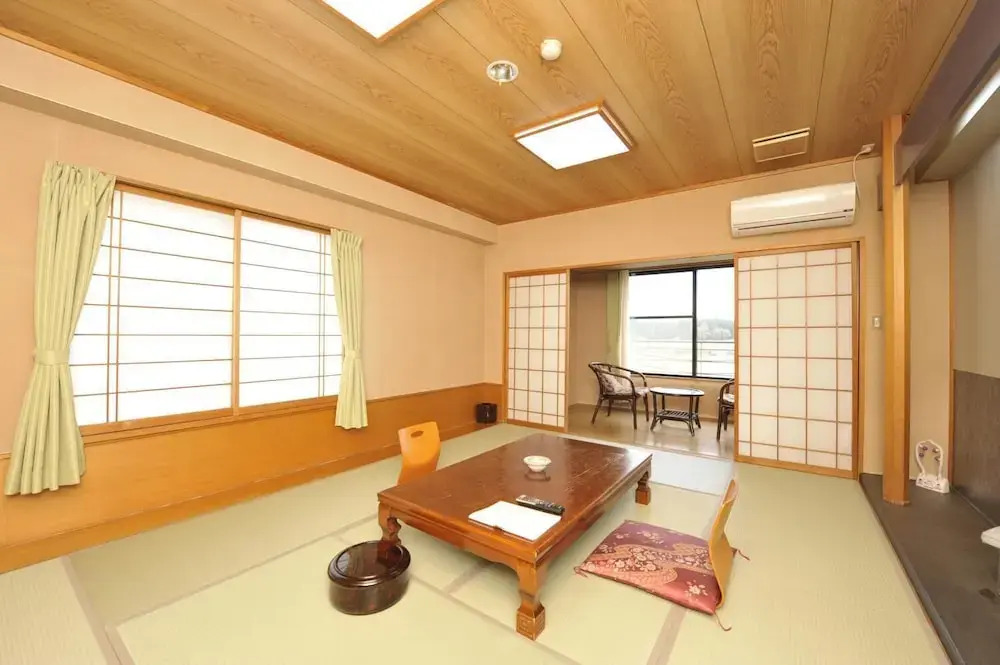 Kagoiwa Onsen Ryokan