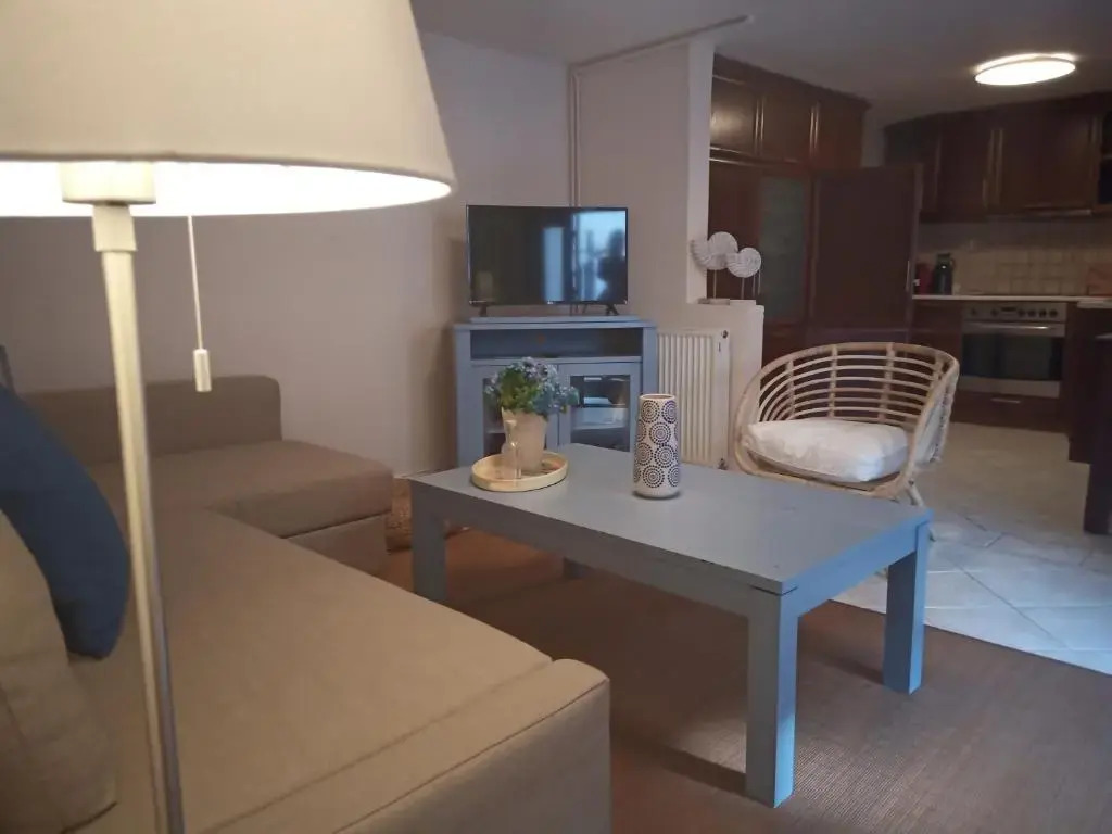 Plateia Apartments