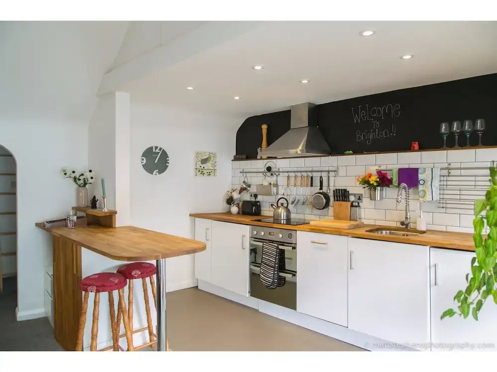 Amazing One-bedroom Flat, Close to Brighton Beach