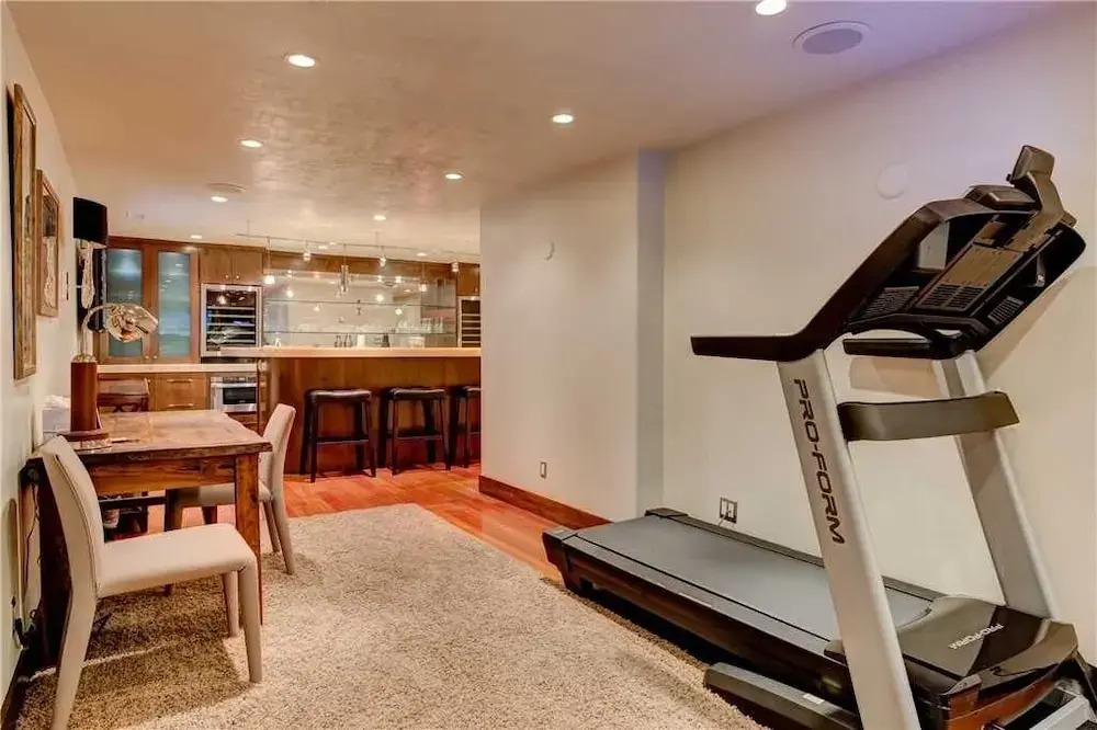 605 Deer Valley Drive 5 Bedroom Townhouse