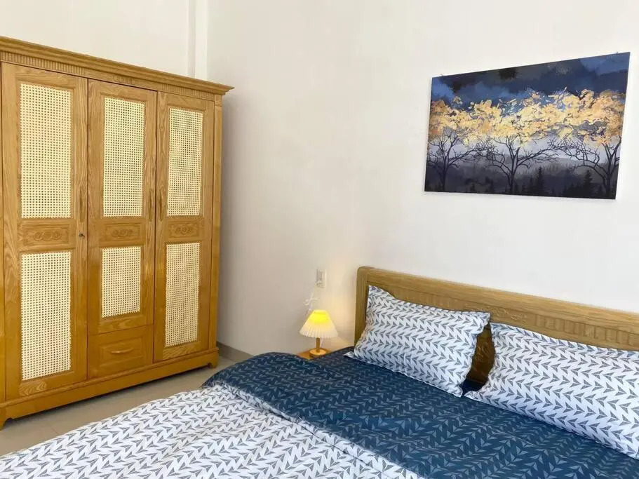 Cheerful 4 BR home near My Khe Beach& local market