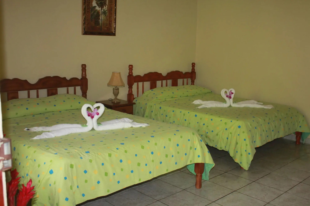 Loma Real Hot Springs Bed & Breakfast
