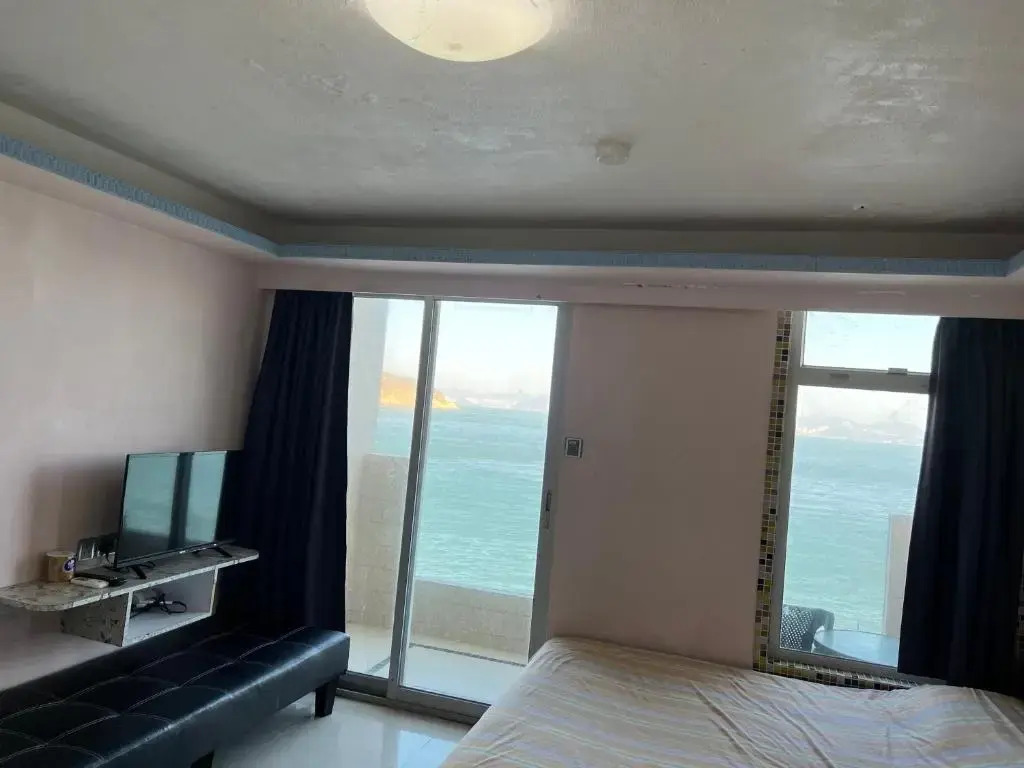 Sea View Holiday House
