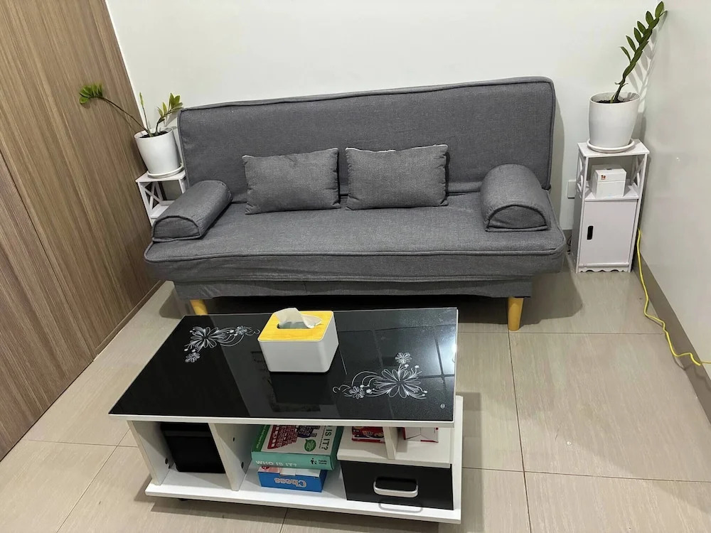 Peaceful Pasay Getaway - Private Studio With Pool