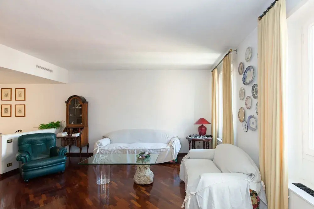 Beautiful Roman Apartment Next To Trevi Fountain