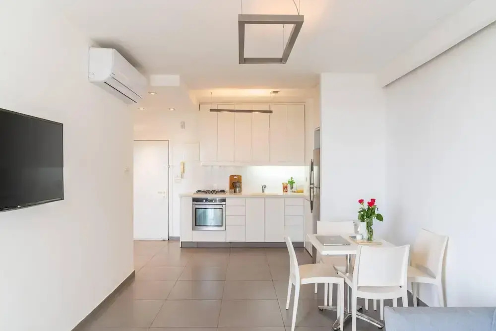 Top Tier Apartment with Swimming Pool