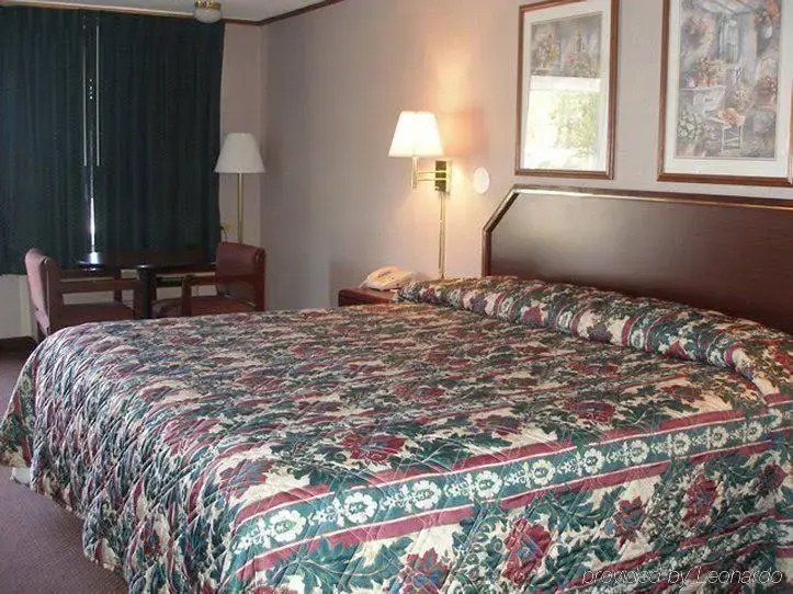 Red Carpet Inn Greensboro