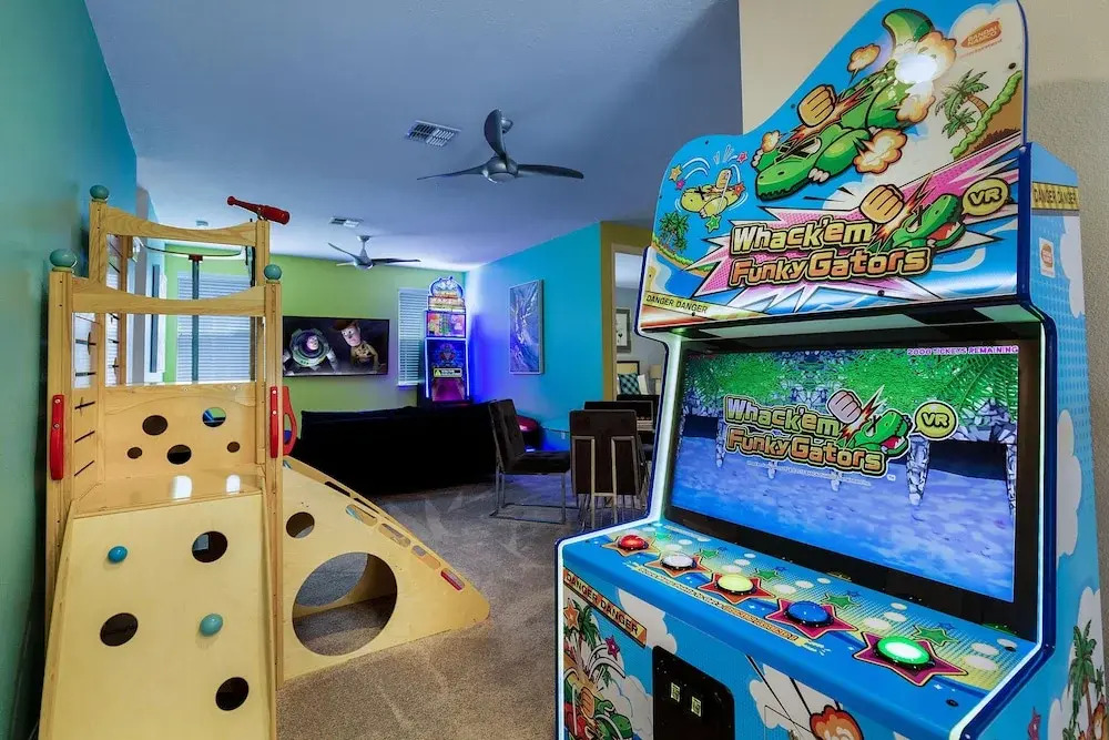 Sr013v: 9 Bed, Avengers, Frozen, Ping Pong