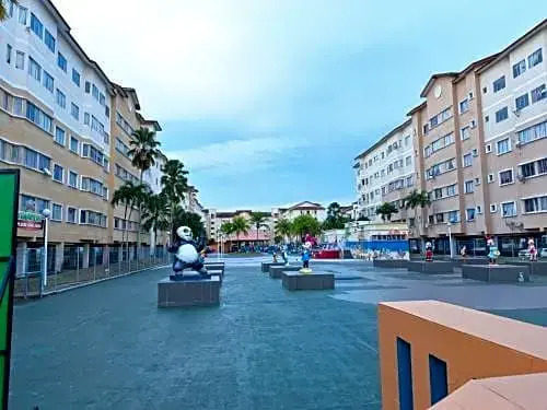 OYO Home 90453 Narasindo Homes Pd Tiara Bay