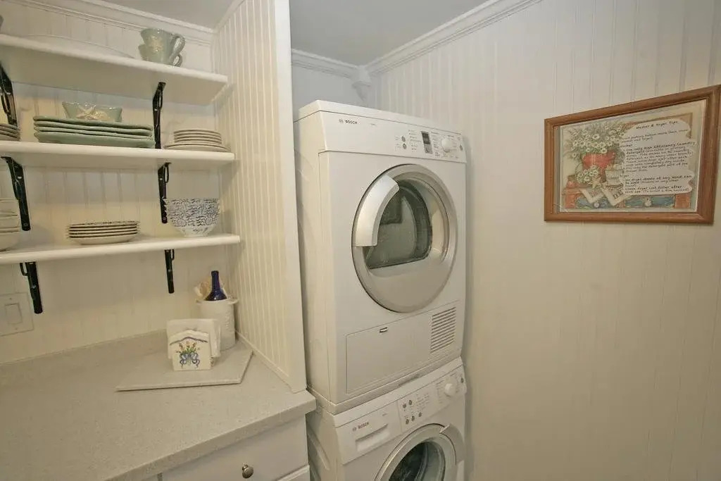Quail Hollow Condominium