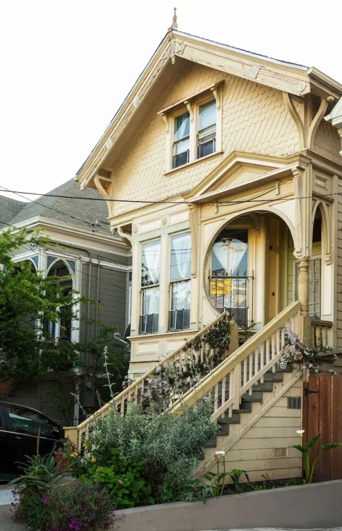 B-Loves Guest House