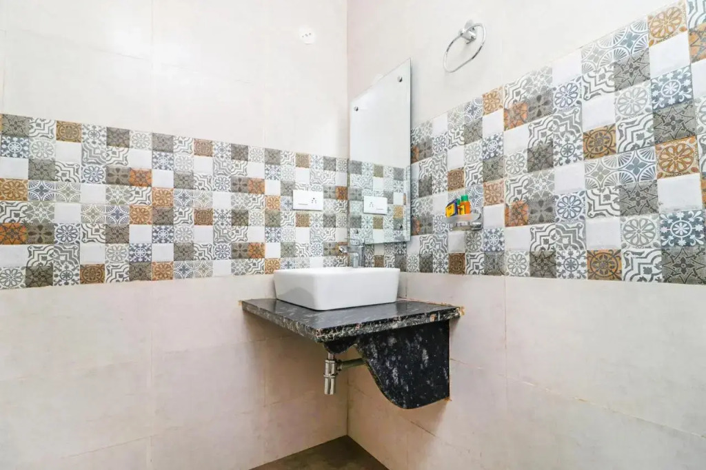 FabHotel Olivia Suite
