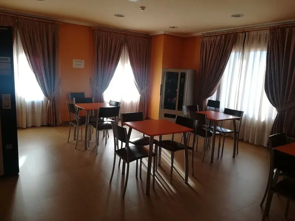 Hostal Jijones