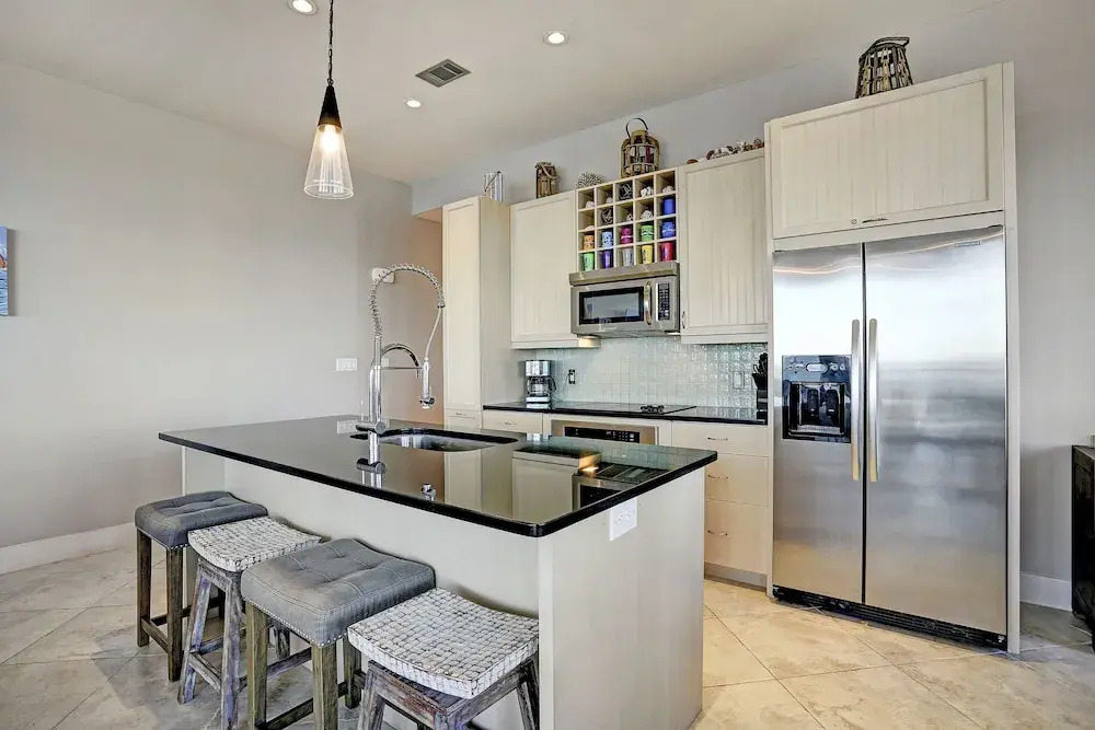 Queen of Diamonds by Ryson Vacation Rentals