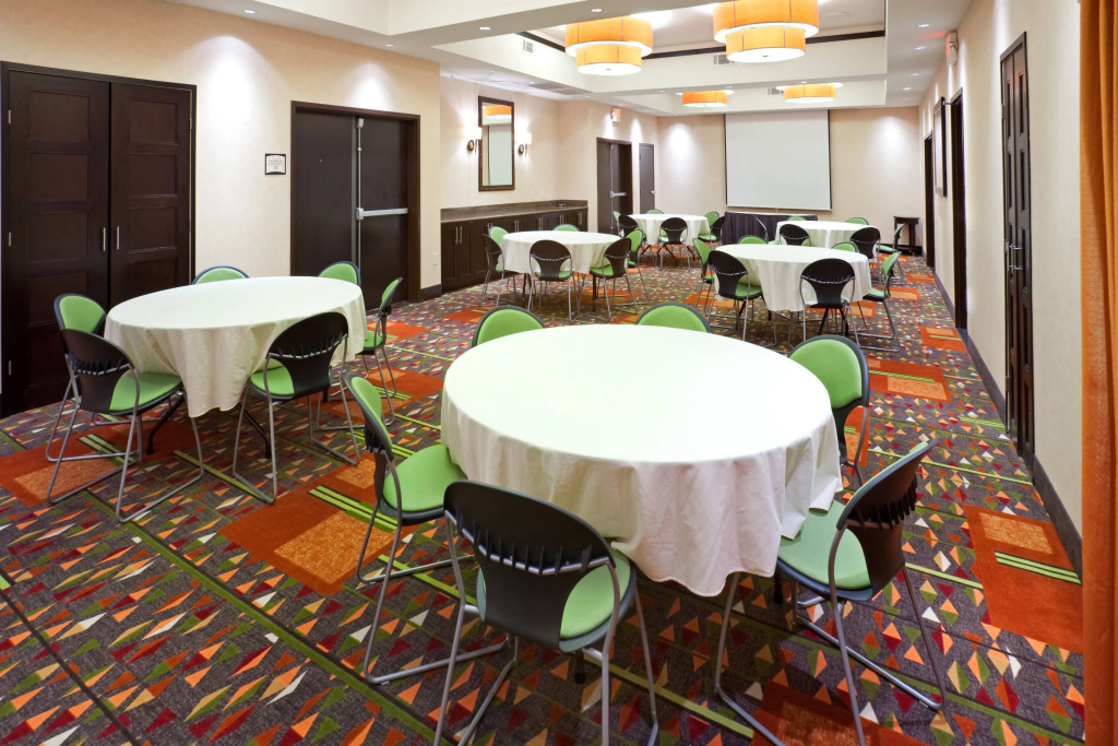 Staybridge Suites DFW Airport North by IHG