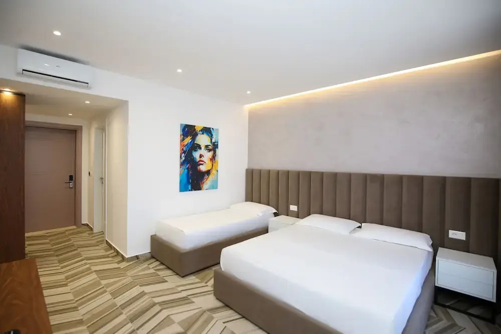 Sea & Sand Hotel