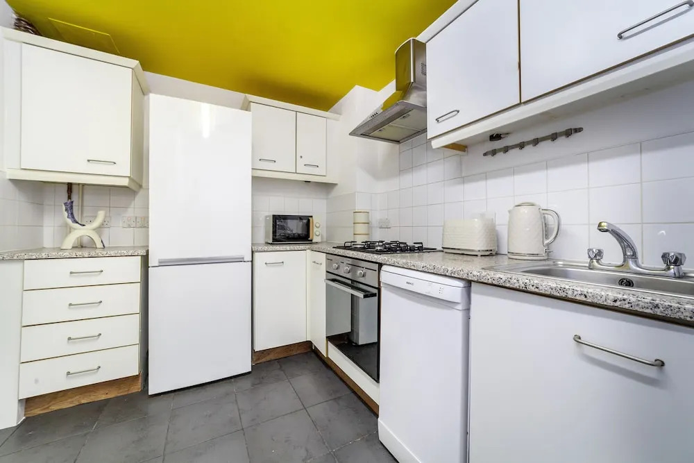 The Whitecross Street Apartment