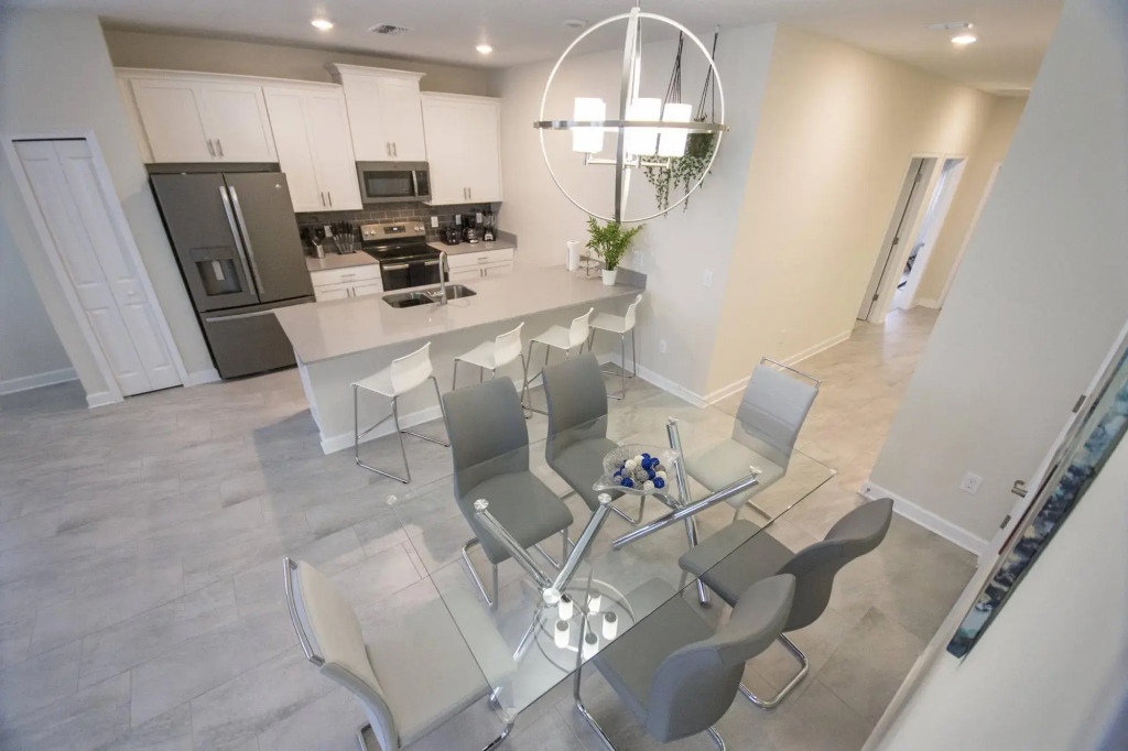 Amazing 5Bdr at ChampionsGate 11 miles from Disney